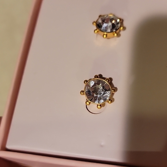 NEW! KATE SPADE Flying Colors Gold Tone Bezel Post Earrings Jewelry. - Picture 5 of 5